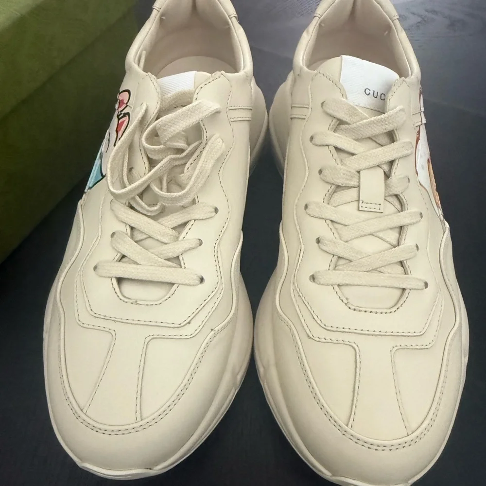 Brand New Gucci(WMNS) Gucci Kawaii Rhyton Leather Sneakers 'Cream White' Size 10